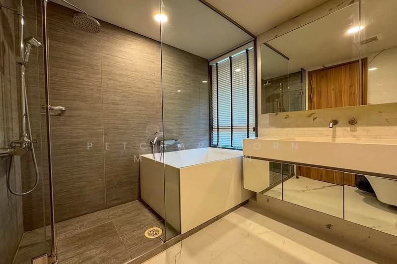 Siamese Exclusive Sukhumvit 31, Bangkok, 75 Soi Sukhumvit 31, Khlong Tan Nua, Watthana, Bangkok, 3 Bedrooms, 116 sqm, Condo For Rent, by Petcharaporn Mahipan, 500195788 - DDproperty.com