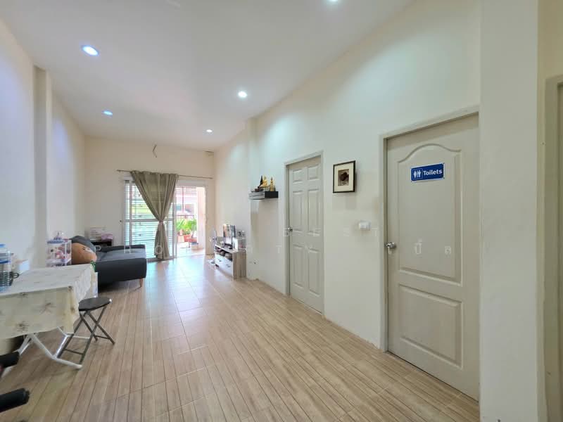 หมู่บ้านเซนสิริทาวน์ แหลมฉบัง เฟส2 (Censiri Town Laem Chabang phase2), ชลบุรี, ทุ่งสุขลา, ศรีราชา, ชลบุรี, 97 ตร.ม., ทาวน์เฮ้าส์ ขาย, โดย The Best Property  เปิ้ล, 500195791 - DDproperty.com