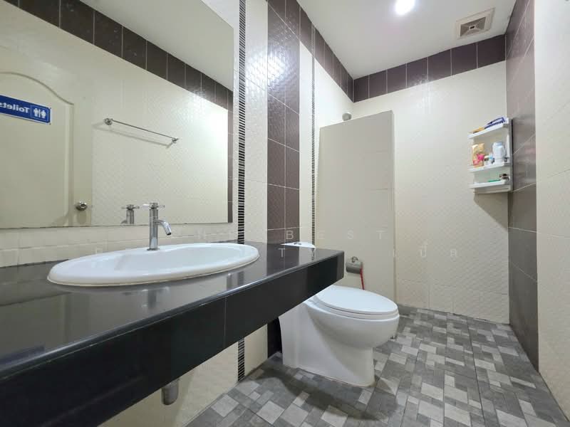 หมู่บ้านเซนสิริทาวน์ แหลมฉบัง เฟส2 (Censiri Town Laem Chabang phase2), Chon Buri (Pattaya), Thung Suk La, Si Racha, Chon Buri (Pattaya), 2 Bedrooms, 97 sqm, Townhouse For Sale, by The Best Property  เปิ้ล, 500195791 - DDproperty.com