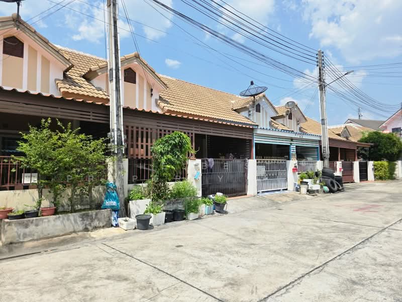 หมู่บ้านเซนสิริทาวน์ แหลมฉบัง เฟส2 (Censiri Town Laem Chabang phase2), ชลบุรี, ทุ่งสุขลา, ศรีราชา, ชลบุรี, 97 ตร.ม., ทาวน์เฮ้าส์ ขาย, โดย The Best Property  เปิ้ล, 500195791 - DDproperty.com