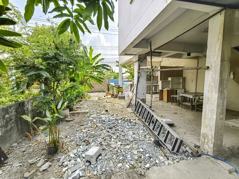 บ้านแฝด 2 ชั้น หมู่บ้านฟ้าใหม่ ปากเกร็ด (ขายตามสภาพ), นนทบุรี, คลองข่อย, ปากเกร็ด, นนทบุรี, 144 ตร.ม., บ้านแฝด ขาย, โดย บริษัท เอชแอล แอสเซท จำกัด, 500195795 - DDproperty.com