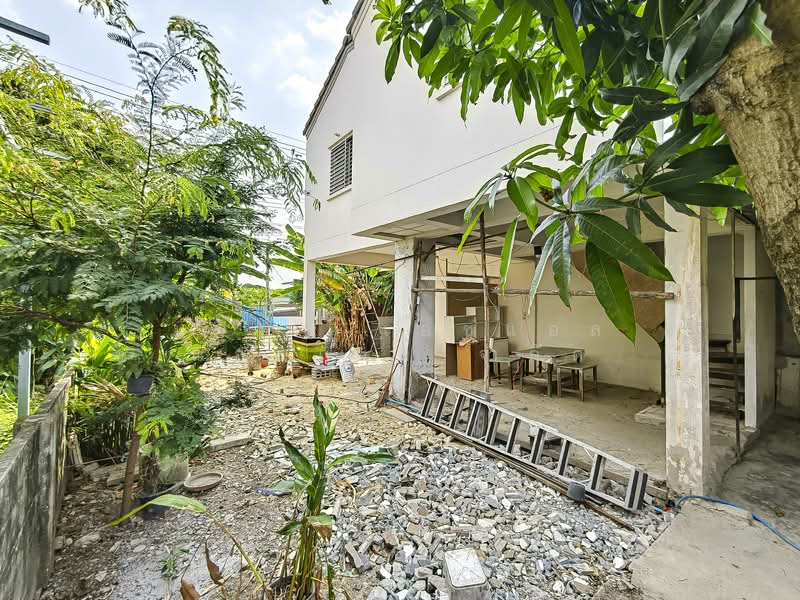 บ้านแฝด 2 ชั้น หมู่บ้านฟ้าใหม่ ปากเกร็ด (ขายตามสภาพ), นนทบุรี, คลองข่อย, ปากเกร็ด, นนทบุรี, 144 ตร.ม., บ้านแฝด ขาย, โดย บริษัท เอชแอล แอสเซท จำกัด, 500195795 - DDproperty.com