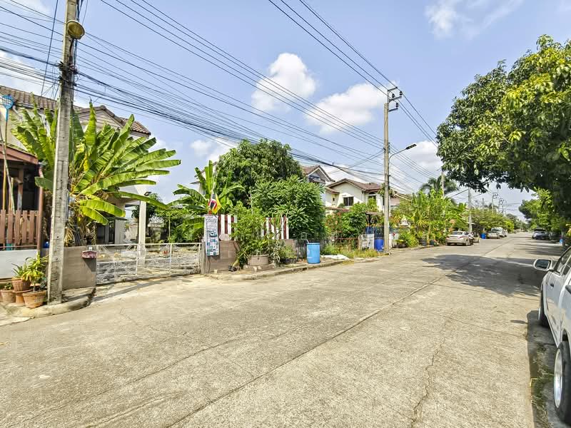 บ้านแฝด 2 ชั้น หมู่บ้านฟ้าใหม่ ปากเกร็ด (ขายตามสภาพ), นนทบุรี, คลองข่อย, ปากเกร็ด, นนทบุรี, 144 ตร.ม., บ้านแฝด ขาย, โดย บริษัท เอชแอล แอสเซท จำกัด, 500195795 - DDproperty.com