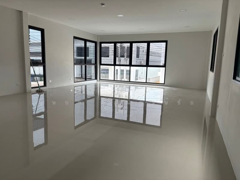 ทำเลถนนเทพารักษ์ ให้เช่าโกดังใหม่+ออฟฟิศ พื้นที่ใช้สอย 504 ตร.ม.รถเทรลเลอร์เข้าได้ พร้อมใช้งาน, สมุทรปราการ, เทพารักษ์, บางเพรียง, บางบ่อ, สมุทรปราการ, 504 ตร.ม., โกดัง-โรงงาน ให้เช่า, โดย บุษบา รัตนวงษ์ชัย, 500195813 - DDproperty.com