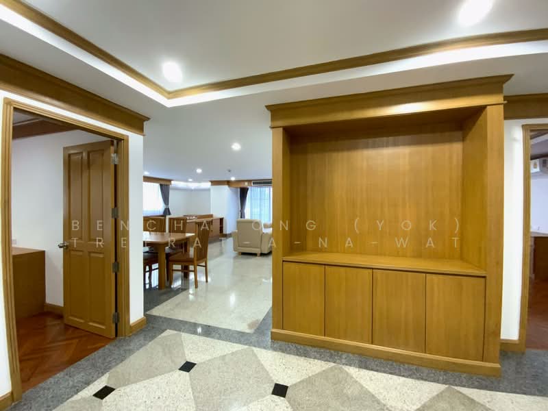 Supalai Place Sukhumvit 39, Bangkok, 175-179 Soi Sukhumvit 39 Sukhumvit Road, Khlong Tan Nua, Watthana, Bangkok, 1 Bedroom, 50 sqm, Condo For Rent, by Bencharong (Yok) Treerat-a-na-wat, 500195821 - DDproperty.com