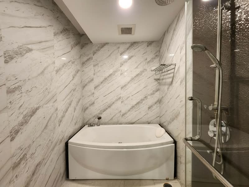 59 Heritage, Bangkok, 18 Soi Sukhumvit 59, Khlong Tan Nua, Watthana, Bangkok, 4 Bedrooms, 200 sqm, Condo For Rent, by หทัยชนก แสนเสร็จ, 500195830 - DDproperty.com