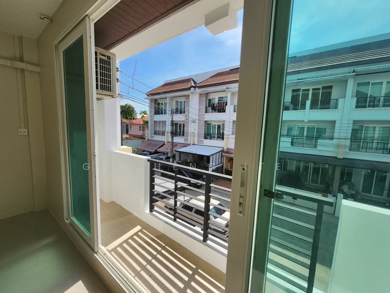 Baan Klang Muang S-Sense Rama 9-Ladprao, Bangkok, Soi Ladprao 84, Ladprao Road, Wang Thonglang, Wang Thonglang, Bangkok, 3 Bedrooms, 204 sqm, Townhouse For Rent, by Gun Henglite , 500195848 - DDproperty.com