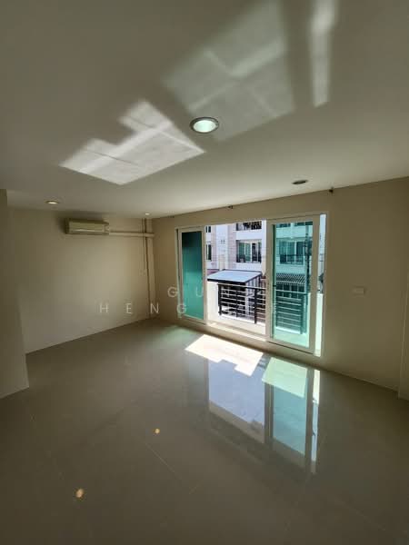 Baan Klang Muang S-Sense Rama 9-Ladprao : บ้านกลางเมือง เอสเซ้นส์ พระราม 9-ลาดพร้าว, กรุงเทพ, ซอยลาดพร้าว 84 ถนนลาดพร้าว, วังทองหลาง, วังทองหลาง, กรุงเทพ, 204 ตร.ม., ทาวน์เฮ้าส์ ให้เช่า, โดย Gun Henglite , 500195848 - DDproperty.com