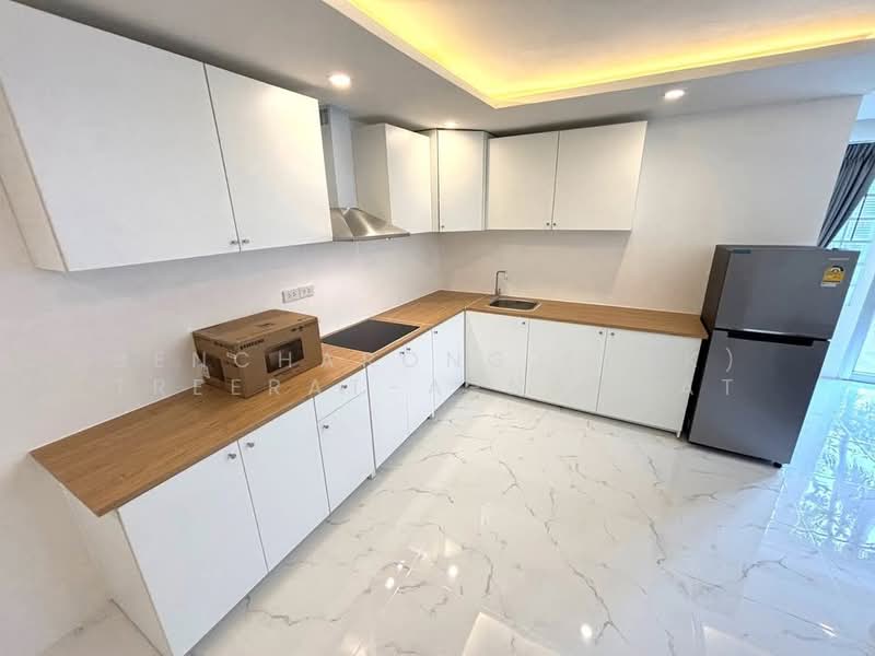 Waterford Park Rama 4, Bangkok, 77 Phum Chit Alley, Phra Kanong, Khlong Toei, Bangkok, 2 Bedrooms, 78 sqm, Condo For Rent, by Bencharong (Yok) Treerat-a-na-wat, 500195852 - DDproperty.com