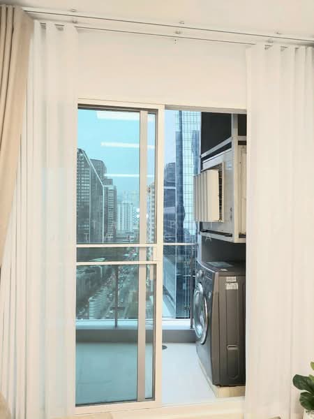 Condolette Ize Ratchathewi, Bangkok, Phetchaburi Road, Thanon Phetchaburi, Ratchathewi, Bangkok, 1 Bedroom, 42 sqm, Condo For Rent, by Tanapat Jitwatcharakomol, 500195853 - DDproperty.com
