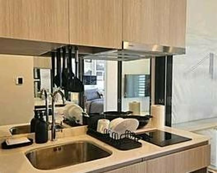 Reference Sathorn-Wongwianyai : เรฟเฟอเรนซ์ สาทร-วงเวียนใหญ่, Bangkok, ซอย กรุงธนบุรี 2, Bang Lam Phu Lang, Khlong San, Bangkok, 1 Bedroom, 31 sqm, Condo For Rent, by Tanapat Jitwatcharakomol, 500195857 - DDproperty.com