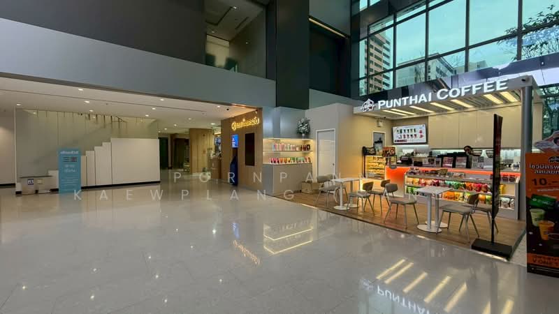 Office for Rent 138 sq.m. in Ratchada Area & near MRT Rama 9, Bangkok, Huai Khwang, Huai Khwang, Bangkok, , 138 sqm, Office Space For Rent, by Pornpann Kaewplang (Sand), 500195889 - DDproperty.com
