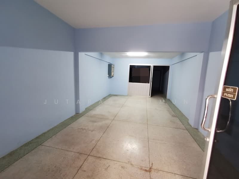 อาคารพาณิชย์ ซอยจรัญสนิทวงศ์ 37, Bangkok, Bang Khun Sri, Bangkok Noi, Bangkok, , 400 sqm, Shophouse For Sale, by Jutarat Jitmun, 500195898 - DDproperty.com