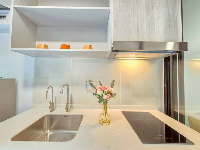 Atmoz Tropicana Bangna, Bangkok, 22 Bang Na-Trat Frontage Rd, Bang Na, Bang Na, Bangkok, 1 Bedroom, 30 sqm, Condo For Rent, by Ramita  Theptham, 500195916 - DDproperty.com