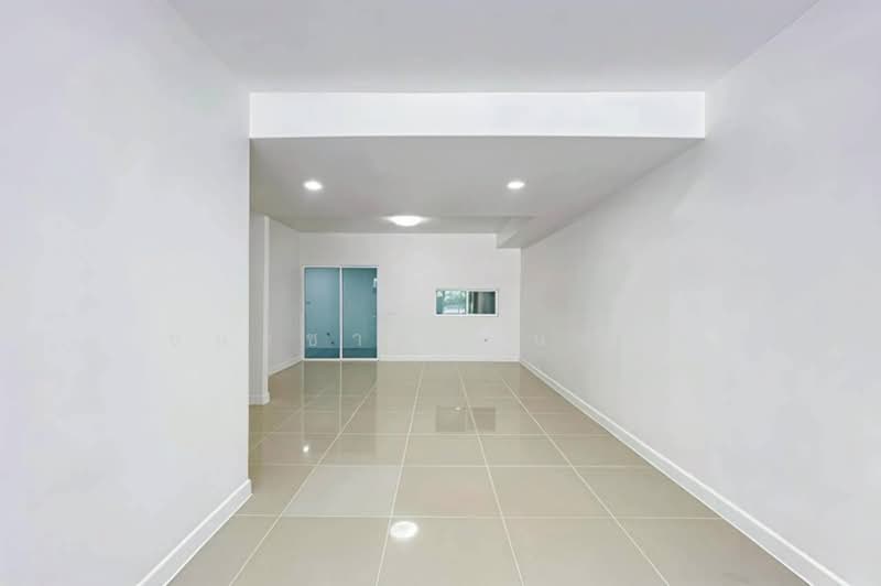 The Colors Rangsit-Klong 4, Pathum Thani, Susawat Road, Lat Sawai, Lam Luk Ka, Pathum Thani, 3 Bedrooms, 110 sqm, Townhouse For Sale, by ชนะชาติ นนท์ตา, 500195928 - DDproperty.com