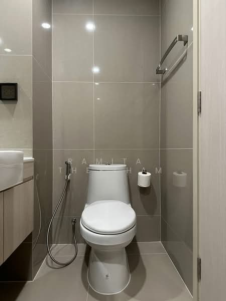 Noble Recole, Bangkok, 77 Soi Sukhumvit 19 Sukhumvit Road, Khlongtoei Nua, Watthana, Bangkok, 1 Bedroom, 35 sqm, Condo For Rent, by Ramita  Theptham, 500195940 - DDproperty.com