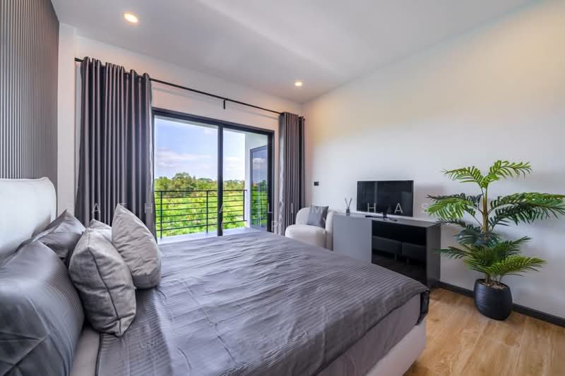 Modern Pool Villa Near Mabprachan, Chon Buri (Pattaya), Nong Pru, Bang Lamung (Pattaya), Chon Buri (Pattaya), 4 Bedrooms, 208 sqm, Villa For Sale, by Sathida Limphasut (App), 500195952 - DDproperty.com