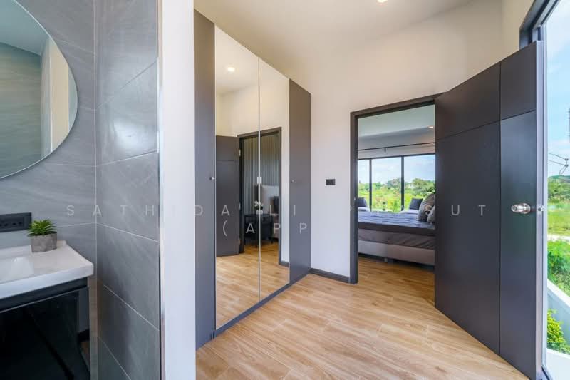 Modern Pool Villa Near Mabprachan, Chon Buri (Pattaya), Nong Pru, Bang Lamung (Pattaya), Chon Buri (Pattaya), 4 Bedrooms, 208 sqm, Villa For Sale, by Sathida Limphasut (App), 500195952 - DDproperty.com