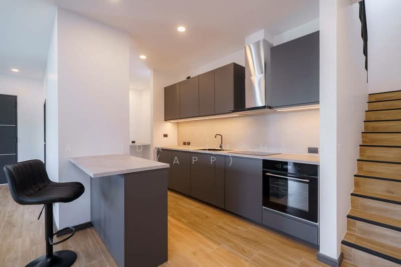 Modern Pool Villa Near Mabprachan, Chon Buri (Pattaya), Nong Pru, Bang Lamung (Pattaya), Chon Buri (Pattaya), 4 Bedrooms, 208 sqm, Villa For Sale, by Sathida Limphasut (App), 500195952 - DDproperty.com