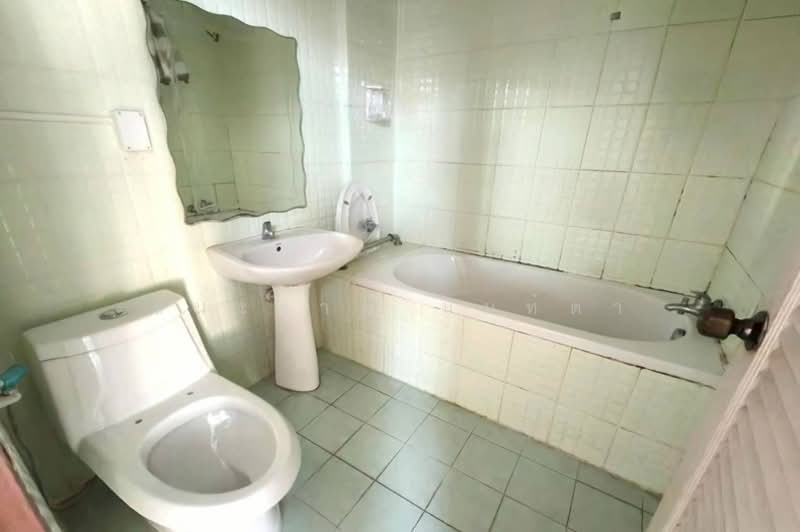 Baan Mantakarn Rangsit-Lumlukka Klong 4, Pathum Thani, Sawai Pracharat Road, Lat Sawai, Lam Luk Ka, Pathum Thani, 3 Bedrooms, 110 sqm, Townhouse For Sale, by ชนะชาติ นนท์ตา, 500195959 - DDproperty.com