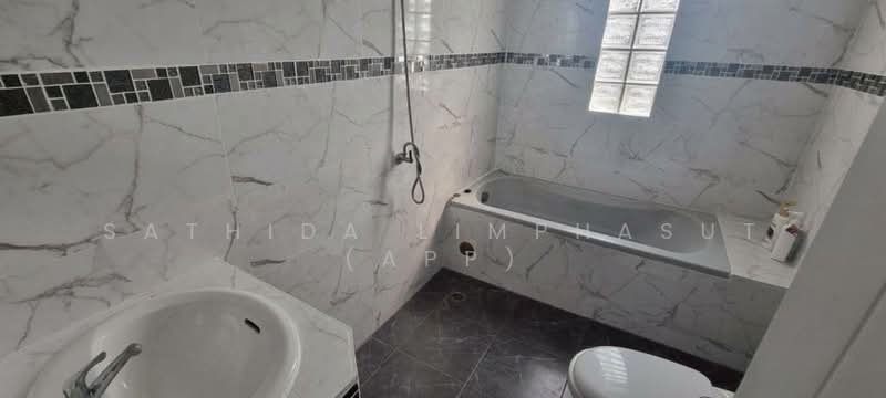 Spacious Land with House for Sale Nong Yai Soi Pattaya, Chon Buri (Pattaya), Na Kloe, Bang Lamung (Pattaya), Chon Buri (Pattaya), 3 Bedrooms, 90 sqm, Single Detached House For Sale, by Sathida Limphasut (App), 500195971 - DDproperty.com