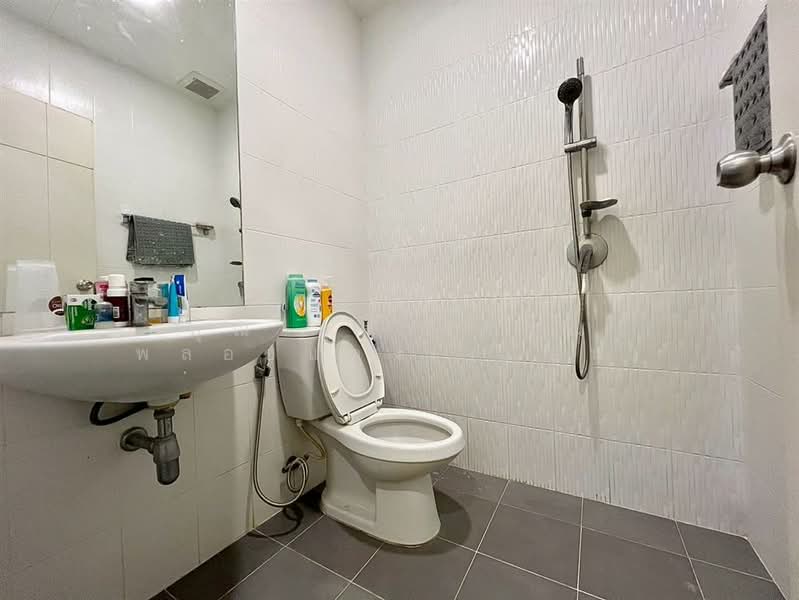 เบล็สทาวน์ รามอินทรา 127 (Bless Town Ramintra 127), Bangkok, ถนนรามอินทรา, Min Buri, Min Buri, Bangkok, 3 Bedrooms, 182 sqm, Townhouse For Sale, by คุณ สุดาวรรณ พลอยแดง (แอน), 500196006 - DDproperty.com