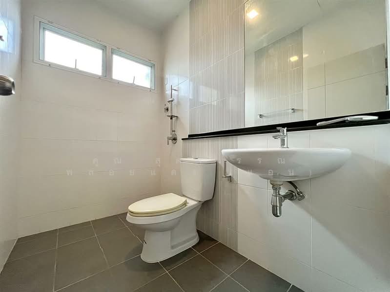 เบล็สทาวน์ รามอินทรา 127 (Bless Town Ramintra 127), กรุงเทพ, ถนนรามอินทรา, มีนบุรี, มีนบุรี, กรุงเทพ, 182 ตร.ม., ทาวน์เฮ้าส์ ขาย, โดย คุณ สุดาวรรณ พลอยแดง (แอน), 500196006 - DDproperty.com