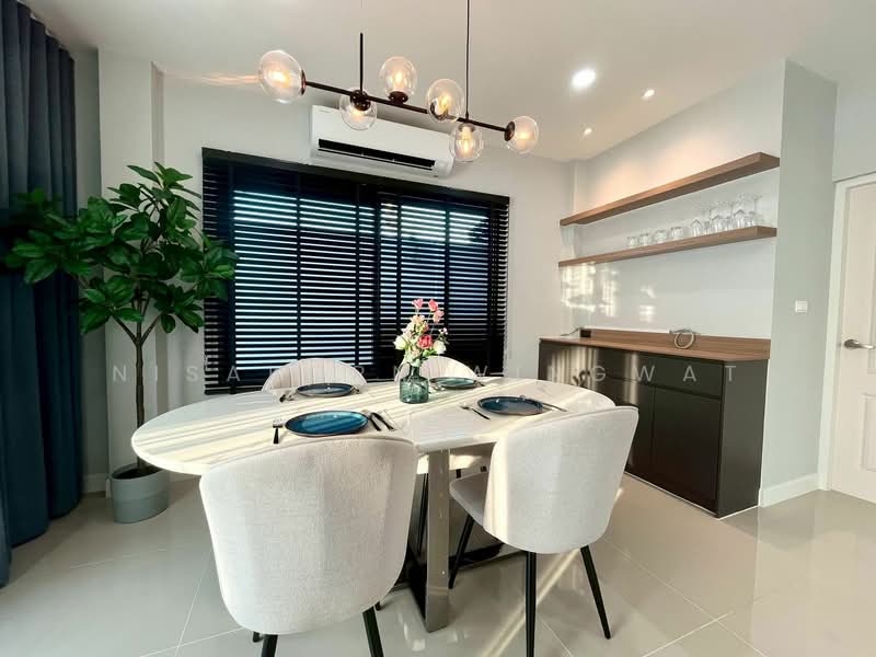 Centro Bangna-Kingkaew, Samut Prakan, Rachathewa, Bang Plee, Samut Prakan, 4 Bedrooms, 190 sqm, Single Detached House For Rent, by Nisakorn Wingwat, 500196048 - DDproperty.com