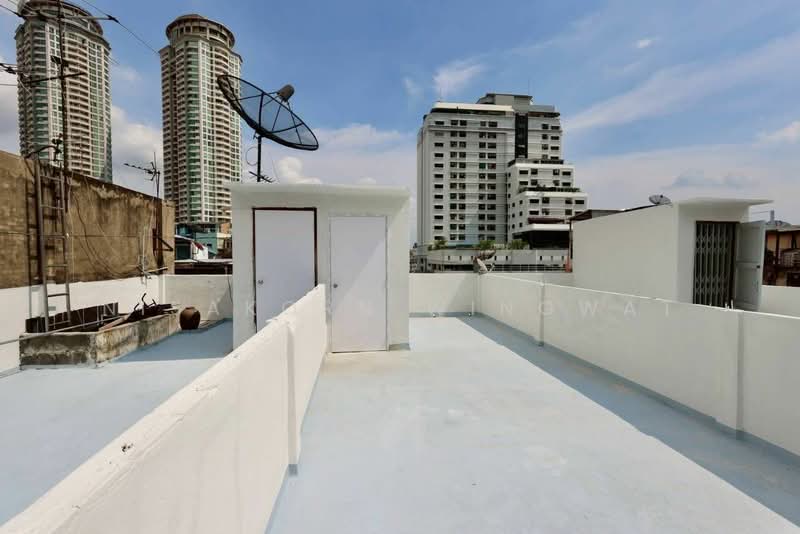 4-BR Townhouse, Bangkok, Yan Nawa, Sathon, Bangkok, 4 Bedrooms, 180 sqm, Townhouse For Rent, by Nisakorn Wingwat, 500196058 - DDproperty.com