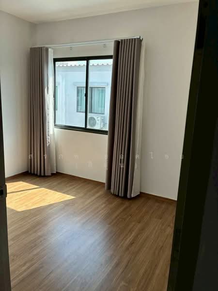 Grande Pleno Phahol-Vibhavadi, Pathum Thani, Klong 1 Klongluang, Khlong Nung, Khlong Luang, Pathum Thani, 3 Bedrooms, 160 sqm, Townhouse For Sale, by สรภพ ยอดไชย (สีฝุ่น), 500196074 - DDproperty.com