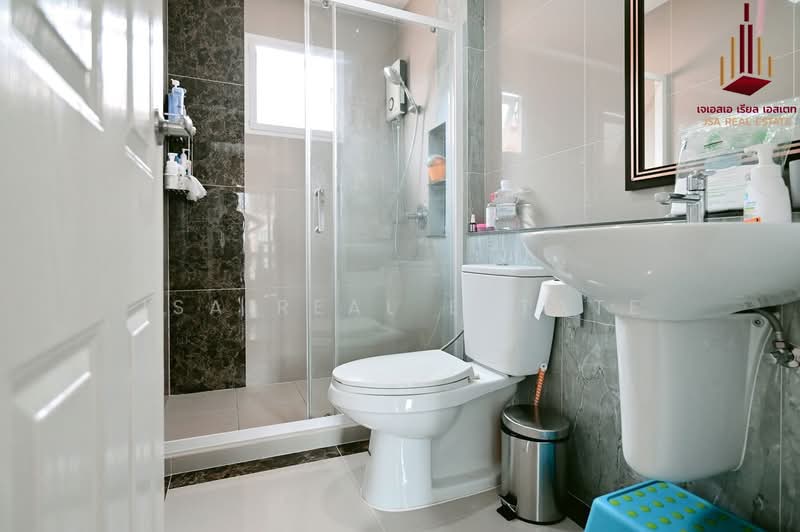 Golden Neo Bangkhae, Bangkok, 345 005/1 Soi Kanchanaphisek, Lak Song, Bang Khae, Bangkok, 3 Bedrooms, 136 sqm, Townhouse For Sale, by JSA REAL ESTATE, 500196079 - DDproperty.com