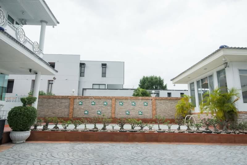 Luxury Mansion in the Rama 9 Area, Bangkok, Hua Mak, Bang Kapi, Bangkok, 4 Bedrooms, 2,000 sqm, Single Detached House For Sale, by Shori Asset Group Co., Ltd., 500196096 - DDproperty.com