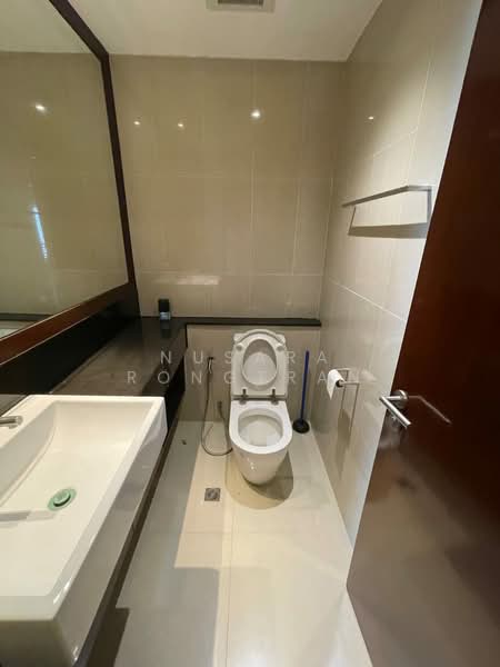 Sathorn Gardens, Bangkok, 39 South Sathorn Road, Thung Maha Mek, Sathon, Bangkok, 3 Bedrooms, 230 sqm, Condo For Rent, by Nusara Rongtran, 500196147 - DDproperty.com