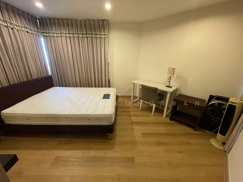 Sathorn Gardens, Bangkok, 39 South Sathorn Road, Thung Maha Mek, Sathon, Bangkok, 3 Bedrooms, 230 sqm, Condo For Rent, by Nusara Rongtran, 500196147 - DDproperty.com