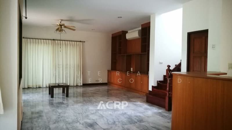 For Rent - 39 exclusive, Bangkok