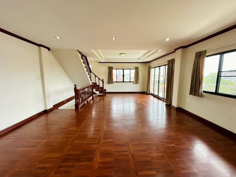 อาคารพาณิชย์ ถนนสวนผัก, Bangkok, Taling Chan, Taling Chan, Bangkok, , 495 sqm, Shophouse For Sale, by สินรัตน์ ปรีชานุกูล, 500196171 - DDproperty.com