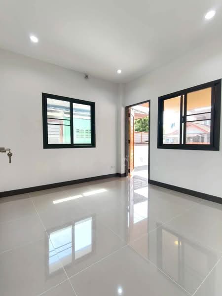 หมู่บ้านซื่อตรง สุวินทวงศ์, Bangkok, สุวินทวงศ์, Lam Phak Chi, Nong Chok, Bangkok, 3 Bedrooms, 120 sqm, Single Detached House For Sale, by ณัฐฌาพัชร์ ณิชากรอัมพร, 500196172 - DDproperty.com