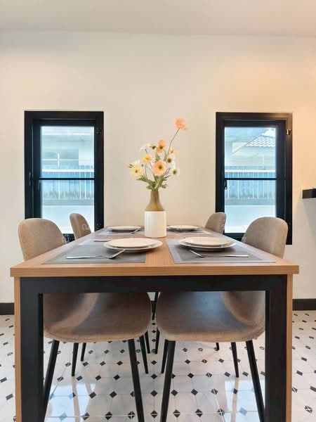 หมู่บ้านซื่อตรง สุวินทวงศ์, กรุงเทพ, สุวินทวงศ์, ลำผักชี, หนองจอก, กรุงเทพ, 120 ตร.ม., บ้านเดี่ยว ขาย, โดย ณัฐฌาพัชร์ ณิชากรอัมพร, 500196172 - DDproperty.com