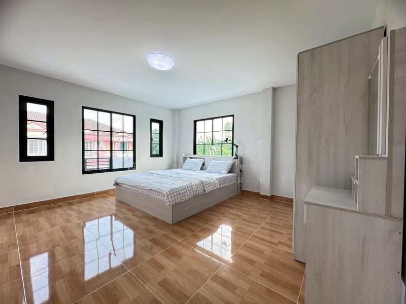  เค.ซี. รามอินทรา 8, กรุงเทพ, ถนนหทัยราษฎร์, สามวาตะวันตก, คลองสามวา, กรุงเทพ, 90 ตร.ม., ทาวน์เฮ้าส์ ขาย, โดย ณัฐฌาพัชร์ ณิชากรอัมพร, 500196222 - DDproperty.com