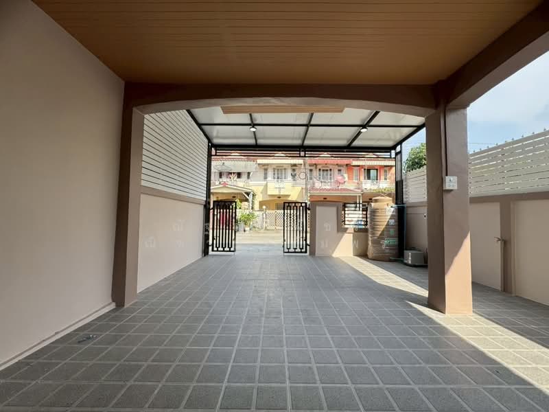 K.C. Ramintra 8, Bangkok, Hathairat Road, Sam Wa Tawan Tok, Khlong Sam Wa, Bangkok, 3 Bedrooms, 90 sqm, Townhouse For Sale, by ณัฐฌาพัชร์ ณิชากรอัมพร, 500196222 - DDproperty.com