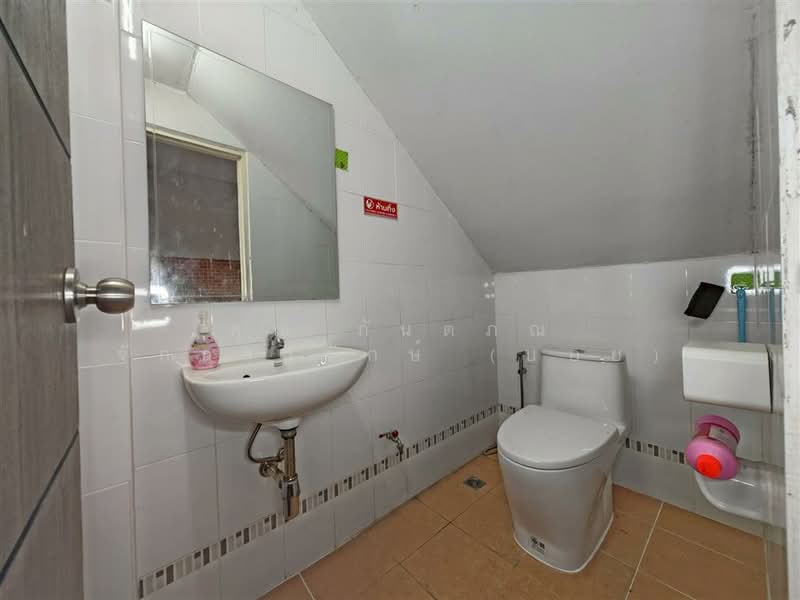 ขาย - อาคารพาณิชย์ 3.5 ชั้น 16 ตร.ว. หมู่บ้านบุษรา เพชรเกษม81, กรุงเทพ