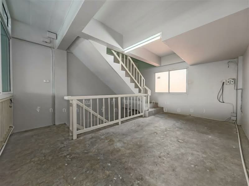 อาคารพาณิชย์ 3.5 ชั้น 16 ตร.ว. หมู่บ้านบุษรา เพชรเกษม81, Bangkok, ถนนเพชรเกษม, Nong Kang Plu, Nong Khaem, Bangkok, , 190 sqm, Shophouse For Sale, by คุณ กันตภณ จักกาวิรักษ์ (บอย), 500196235 - DDproperty.com