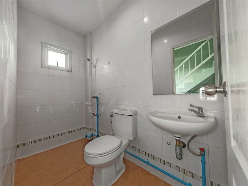 ขาย - อาคารพาณิชย์ 3.5 ชั้น 16 ตร.ว. หมู่บ้านบุษรา เพชรเกษม81, กรุงเทพ