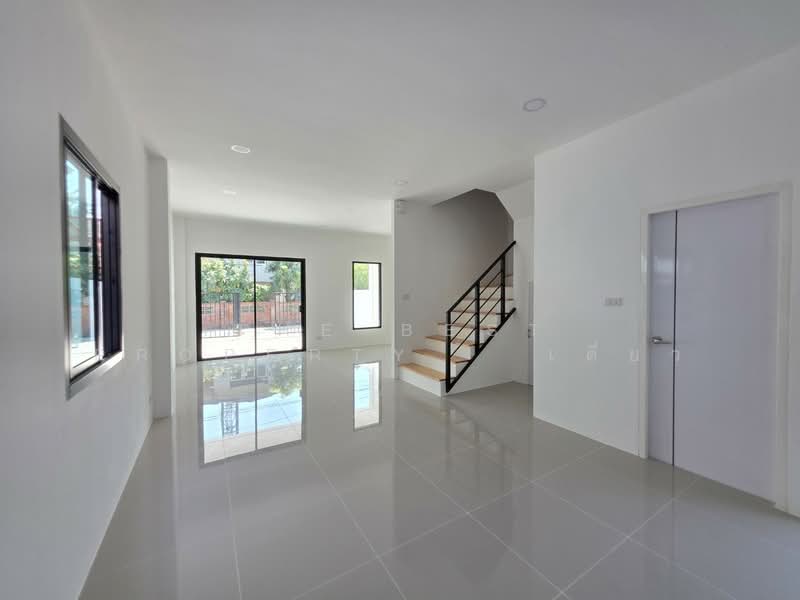 หมู่บ้านเดอะ ฮาร์โมนี่ แลนด์ บางปู55 (The Harmony Land Bangpu55), Samut Prakan, Tai Ban Mai, Muang Samut Prakarn, Samut Prakan, 3 Bedrooms, 120 sqm, Townhouse For Sale, by The Best Property เดี่ยว, 500196239 - DDproperty.com