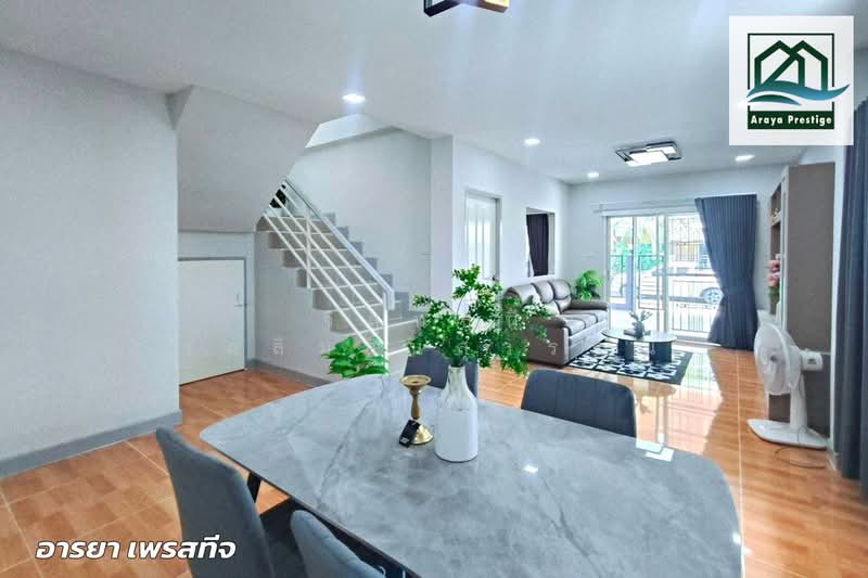 Ratchaphruek Suvarnabhumi-Ladkrabang Village, Bangkok, 397/183 Thanon Chalong Krung, Lam Pla Tiew, Lat Krabang, Bangkok, 4 Bedrooms, 91 sqm, Townhouse For Sale, by วิสุทธินี เฉลิมสินสุวรรณ, 500196252 - DDproperty.com