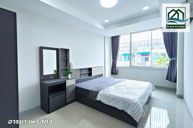 Ratchaphruek Suvarnabhumi-Ladkrabang Village, Bangkok, 397/183 Thanon Chalong Krung, Lam Pla Tiew, Lat Krabang, Bangkok, 4 Bedrooms, 91 sqm, Townhouse For Sale, by วิสุทธินี เฉลิมสินสุวรรณ, 500196252 - DDproperty.com