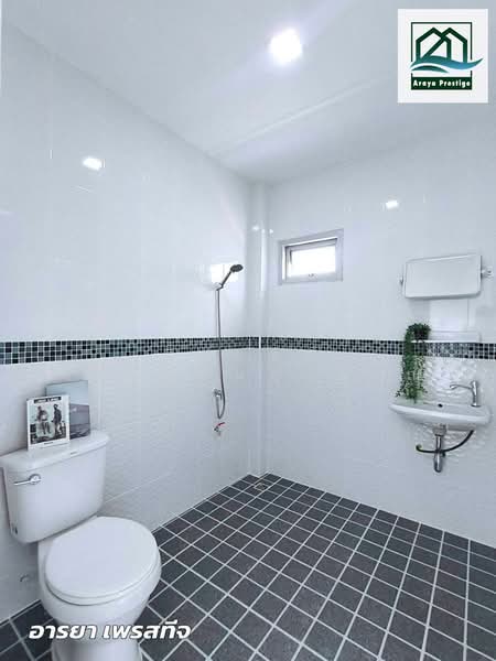 Ratchaphruek Suvarnabhumi-Ladkrabang Village, Bangkok, 397/183 Thanon Chalong Krung, Lam Pla Tiew, Lat Krabang, Bangkok, 4 Bedrooms, 91 sqm, Townhouse For Sale, by วิสุทธินี เฉลิมสินสุวรรณ, 500196252 - DDproperty.com