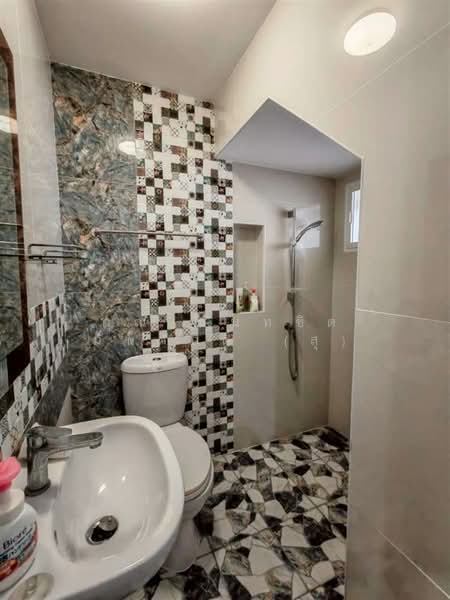 Golden Town Sathorn : โกลเด้น ทาวน์ สาทร, กรุงเทพ, ถนนกัลปพฤกษ์, บางขุนเทียน, จอมทอง, กรุงเทพ, 100 ตร.ม., ทาวน์เฮ้าส์ ขาย, โดย คุณ นันทชิต มั่นศักดิ์ (สุ), 500196259 - DDproperty.com