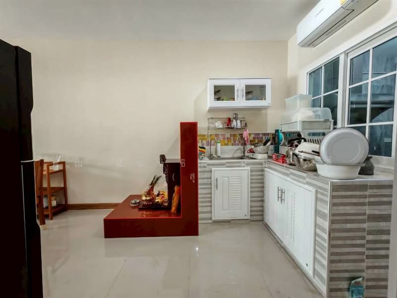 Golden Town Sathorn, Bangkok, Kanlapaphruek Road, Bangkhuntien, Chom Thong, Bangkok, 4 Bedrooms, 100 sqm, Townhouse For Sale, by คุณ นันทชิต มั่นศักดิ์ (สุ), 500196259 - DDproperty.com