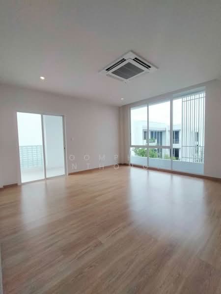 Baan 365 Sukhumvit 77, Bangkok, Soi On Nut 46, Suan Luang, Suan Luang, Bangkok, 4 Bedrooms, 493 sqm, Single Detached House For Sale, by Poomphat Tienthongsakul, 500196276 - DDproperty.com